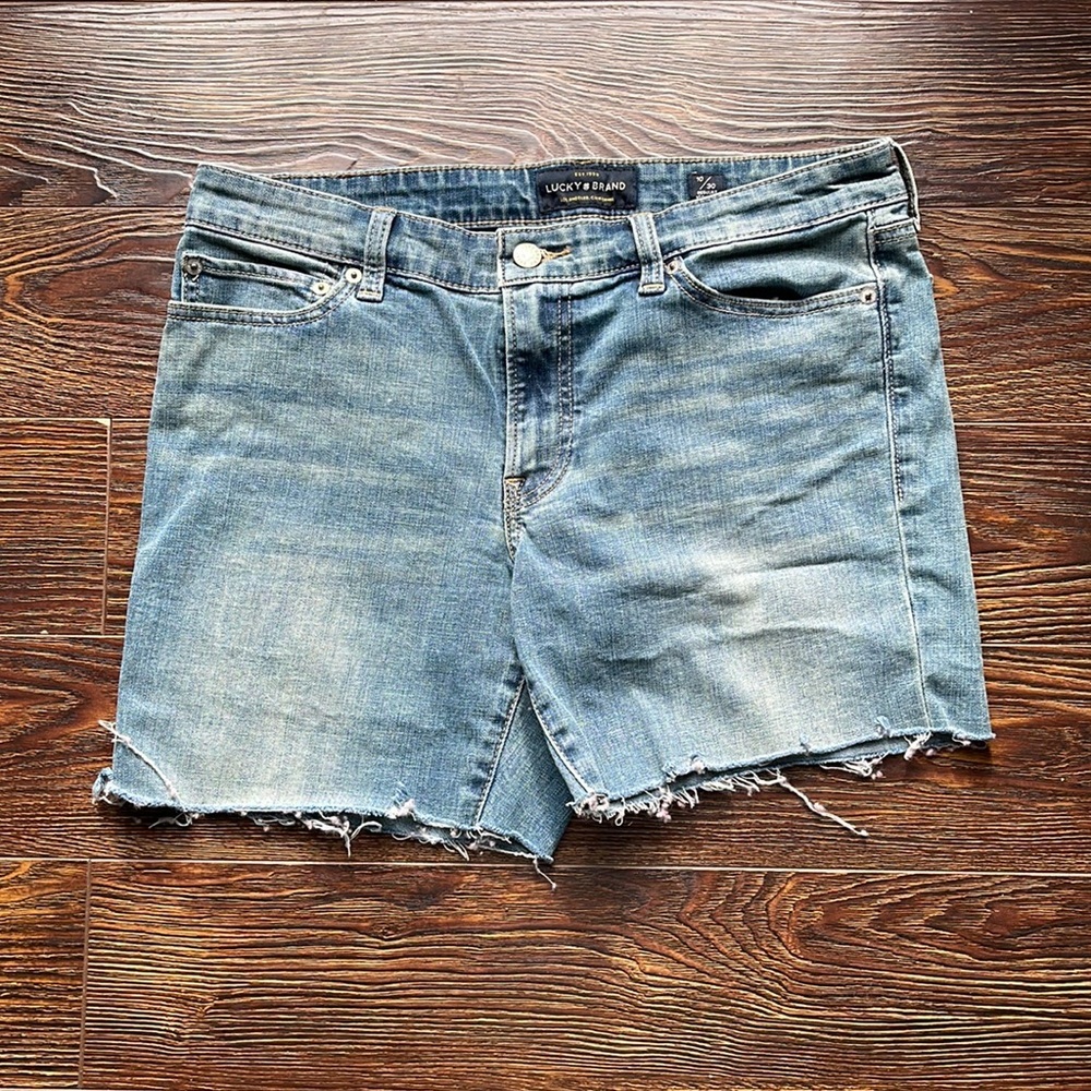 Lucky Brand Shorts Size 10/30❤️‍🔥❤️‍🔥